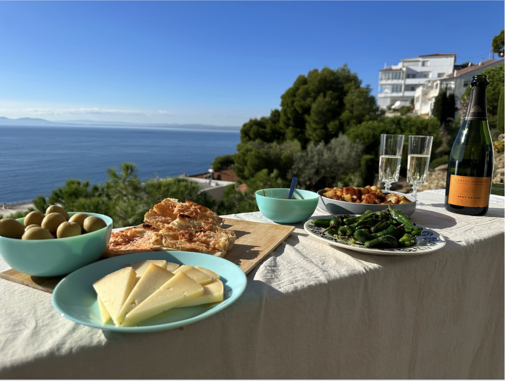 Mediterranean dining table overlooking the sea
